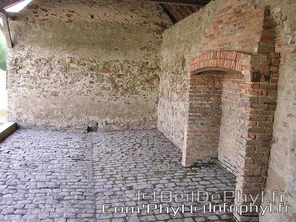 le-lavoir-de-soucelles-1