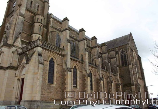 sablee-sur-sarthe-eglise-notre-dame-8