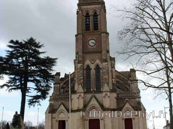 sablee-sur-sarthe-eglise-notre-dame-10