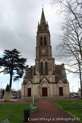 sablee-sur-sarthe-eglise-notre-dame-10