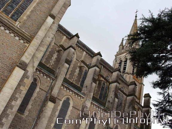 sablee-sur-sarthe-eglise-notre-dame-13