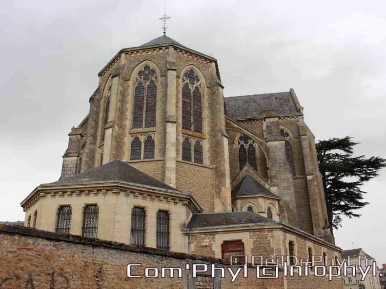 sablee-sur-sarthe-eglise-notre-dame-15