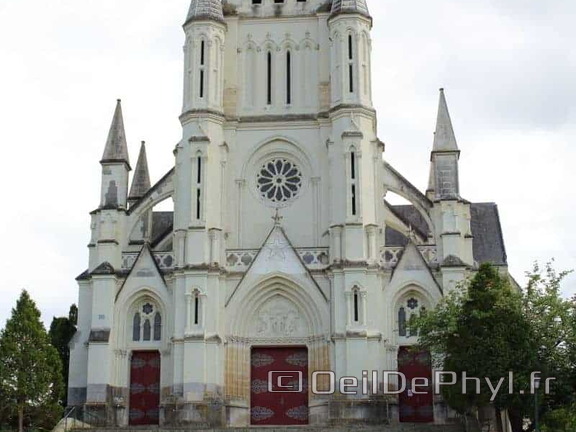 eglise-notre-dame-de-la-legion-d-honneur-7