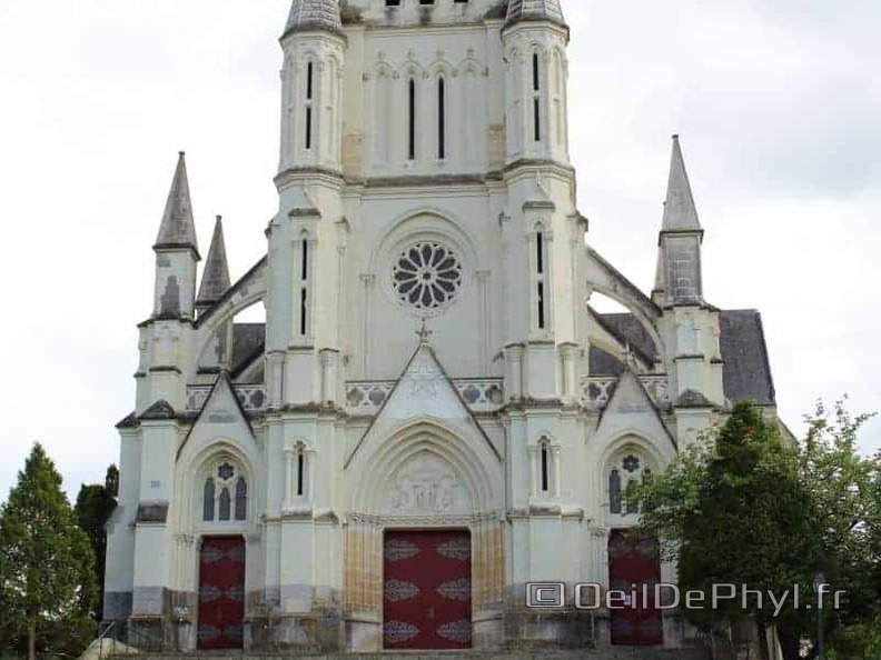 eglise-notre-dame-de-la-legion-d-honneur-7