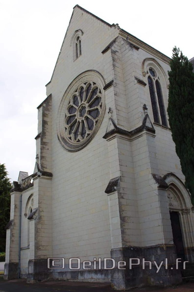 eglise-notre-dame-de-la-legion-d-honneur-4.jpg