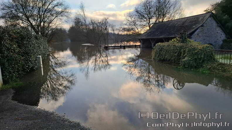 rives-du-loir-anjou-inondation-2025-11-12.jpg