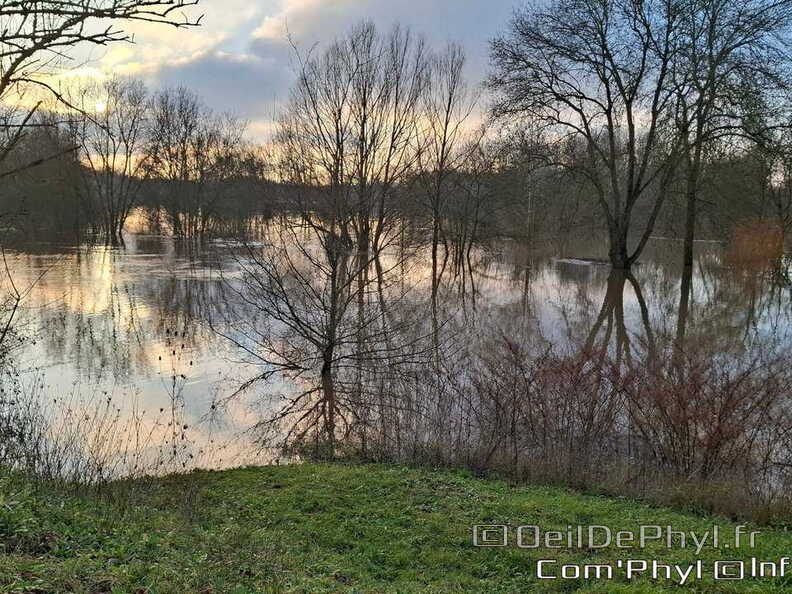 rives-du-loir-anjou-inondation-2025-11-14