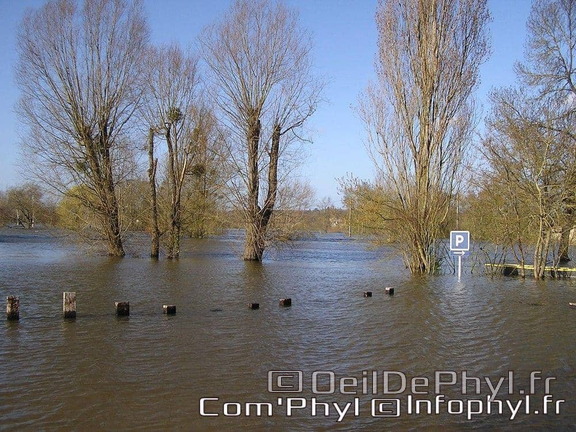 Inondation Soucelles Villevêque - 2007