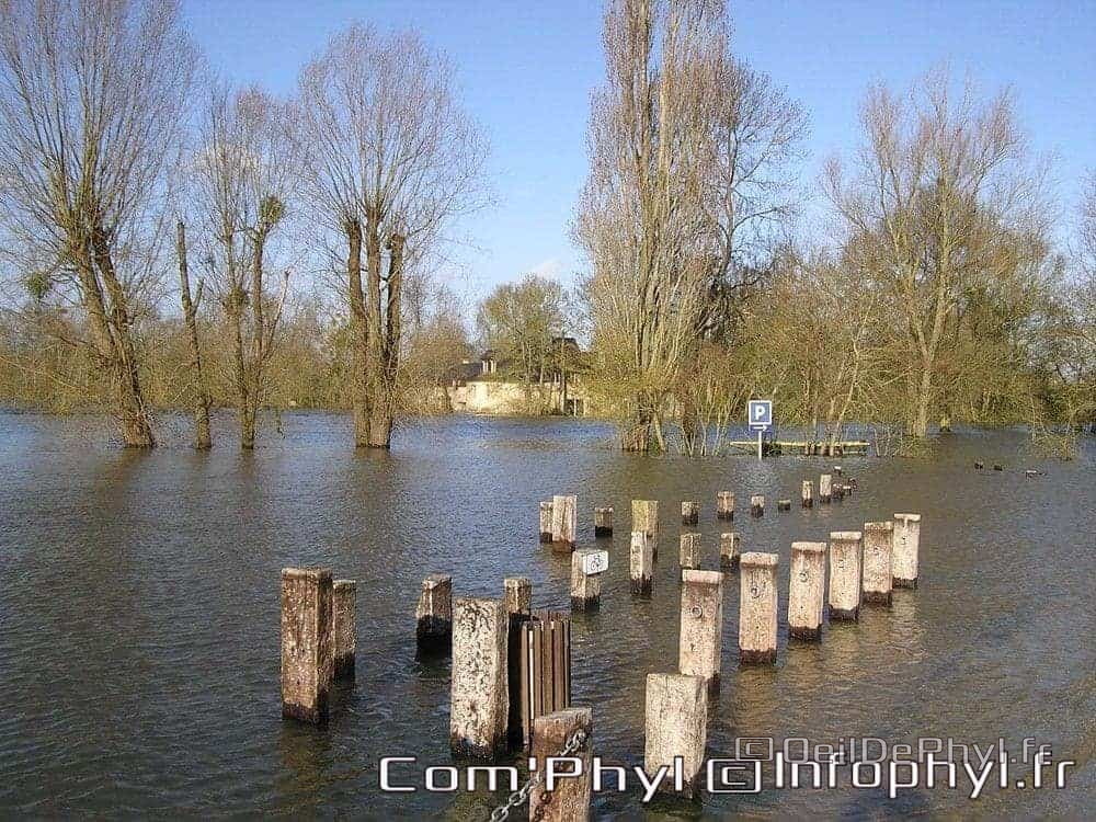 Inondation Soucelles Villevêque - 2007