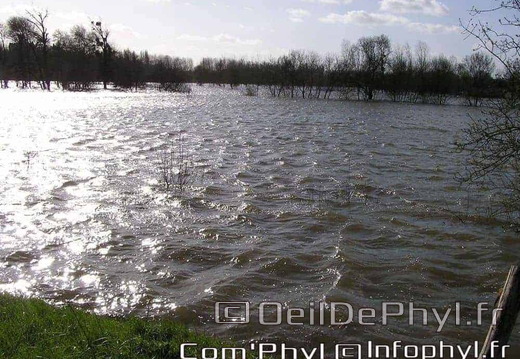 Inondation Soucelles Villevêque - 2007
