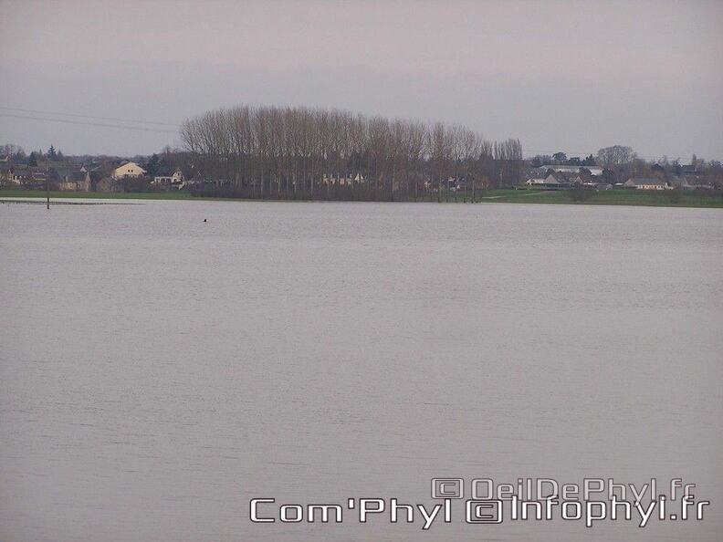 Inondation Soucelles Villevêque - 2007