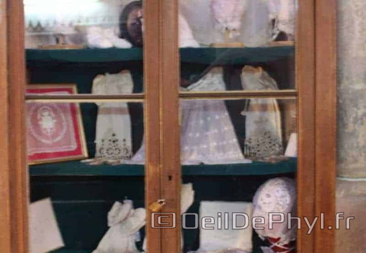 Église St Médard - Cheviré le rouge