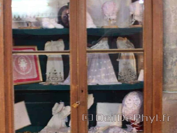 Église St Médard - Cheviré le rouge