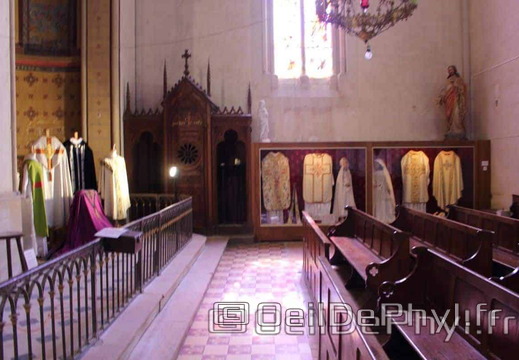 Église St Médard - Cheviré le rouge