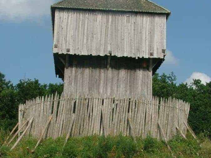 Château à motte - Saint Sylvain d'Anjou