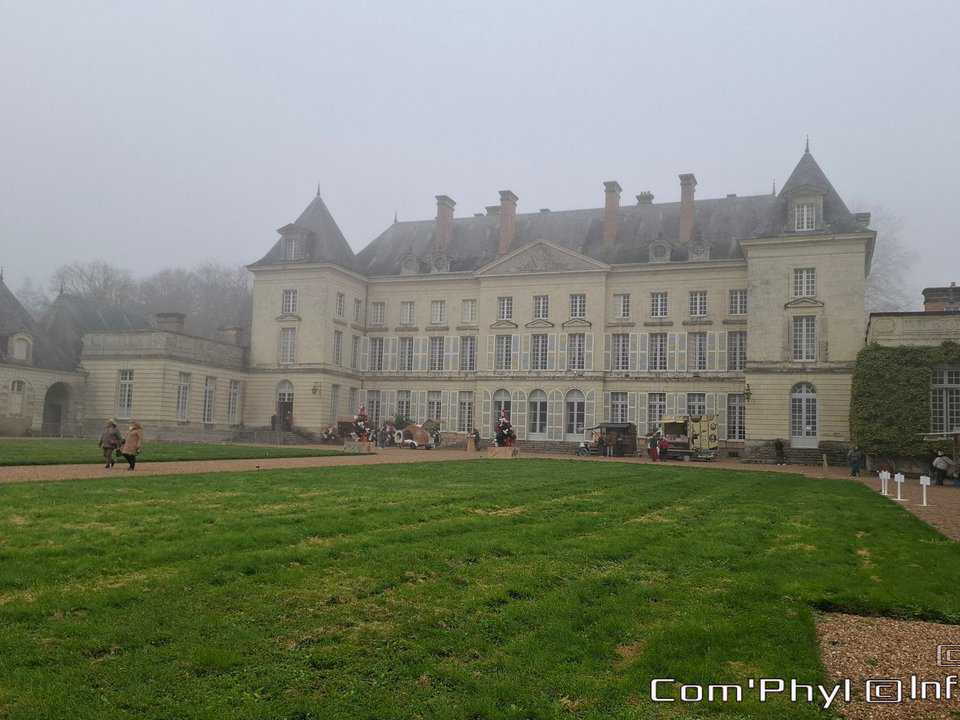 chateau-de-montgeoffroy-noel-2024-23
