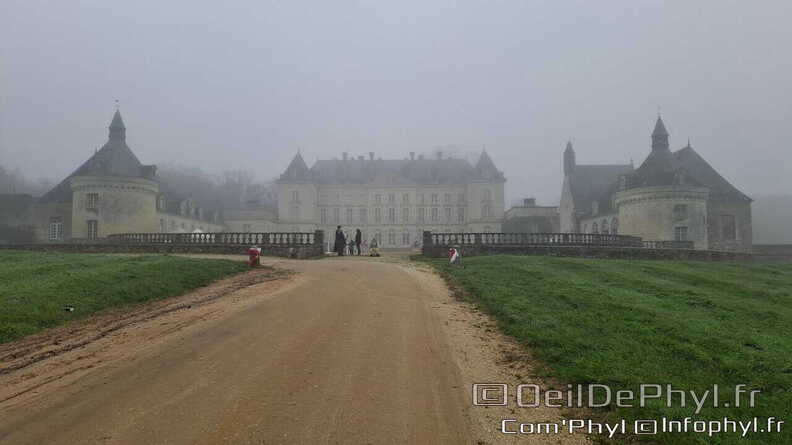 chateau-de-montgeoffroy-noel-2024-12.jpg