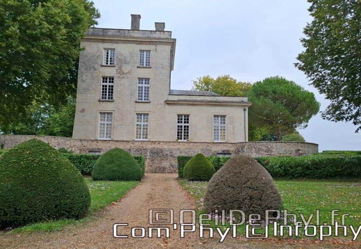 Le château de Jarzé