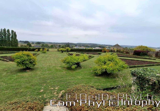 Le château de Jarzé