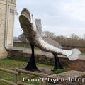 Sculpture du poisson d'argent